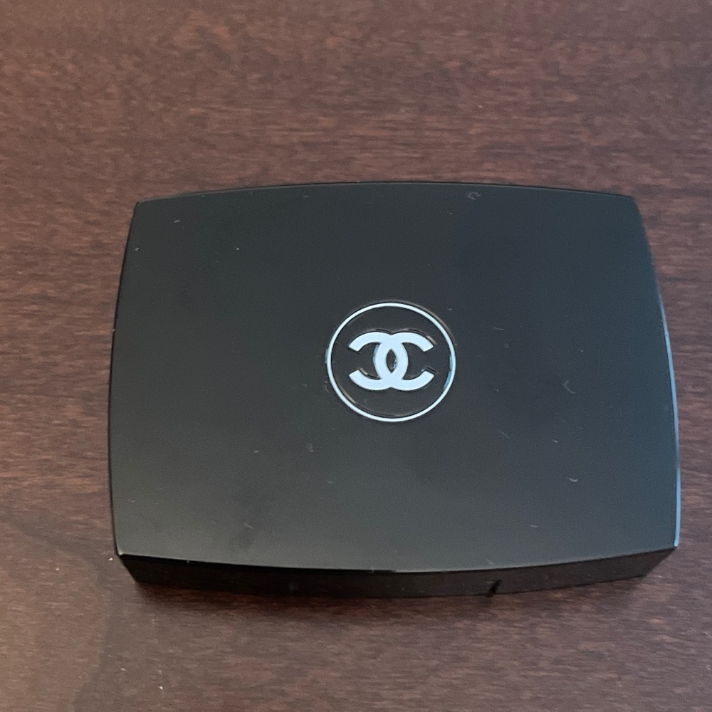 Chanel Irreelle Silky Eye Shadow Duo